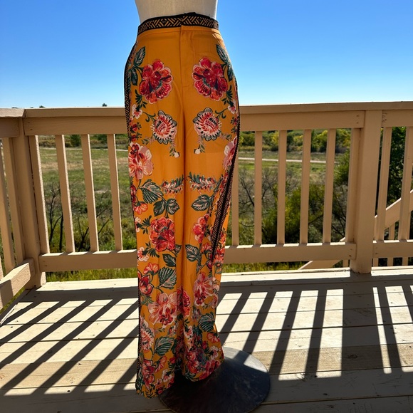 Jealous Tomato Floral Print Wide Leg Pants - Picture 7 of 17